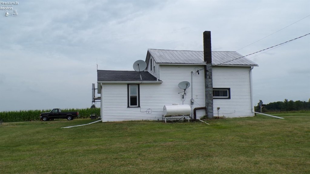 622-state-route-4-attica-oh photo 4