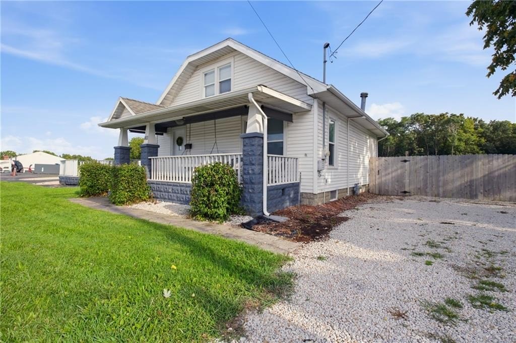 811-e-fayette-ave-effingham-il photo 3