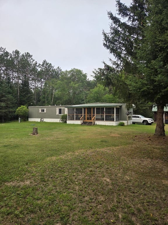 6533-lambert-ln-laona-wi photo 4