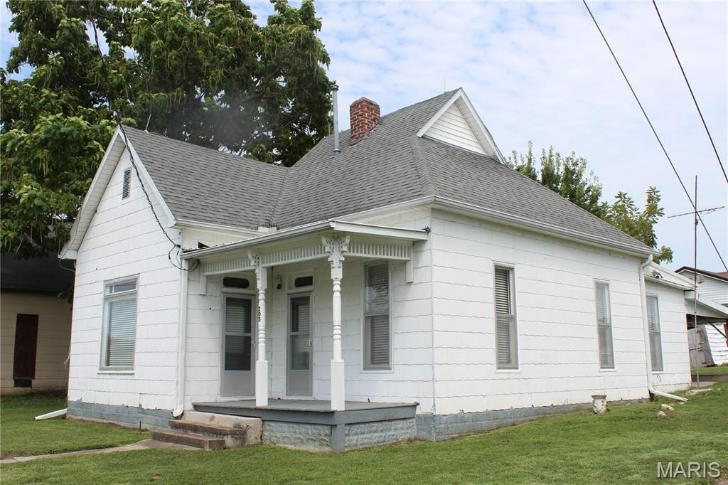 1915 Perry Home Fully Renovated on Corner Lot — $110,000