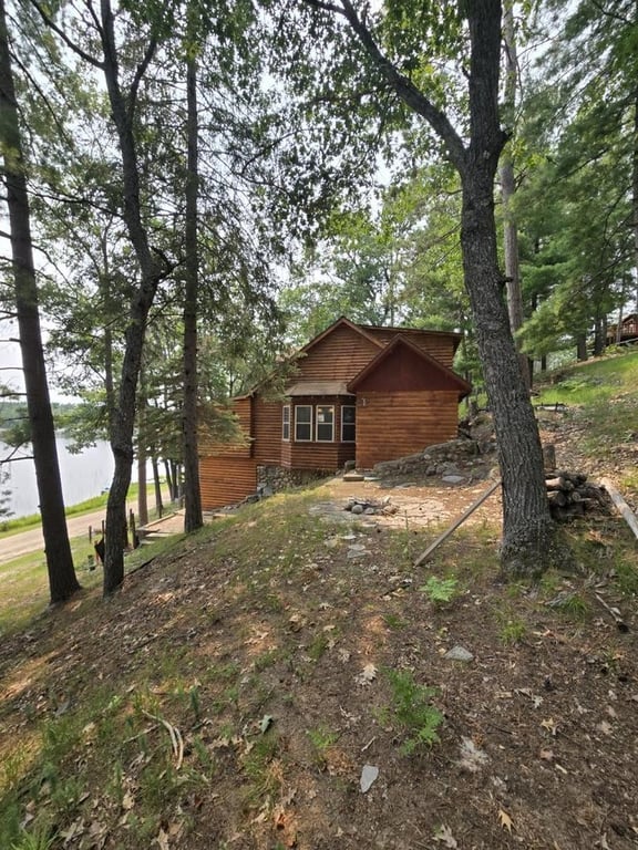 8760-lakeshore-dr-atlanta-mi photo 4