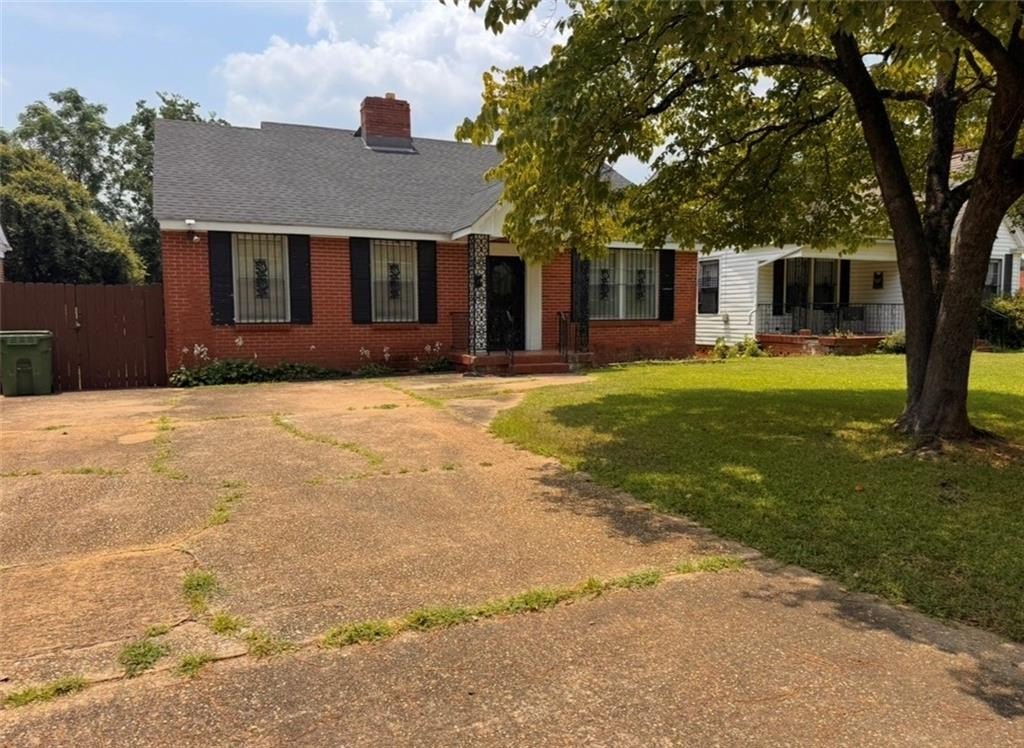 1934 Montgomery Home, New Roof, Hardwood Floors Throughout — $120,000