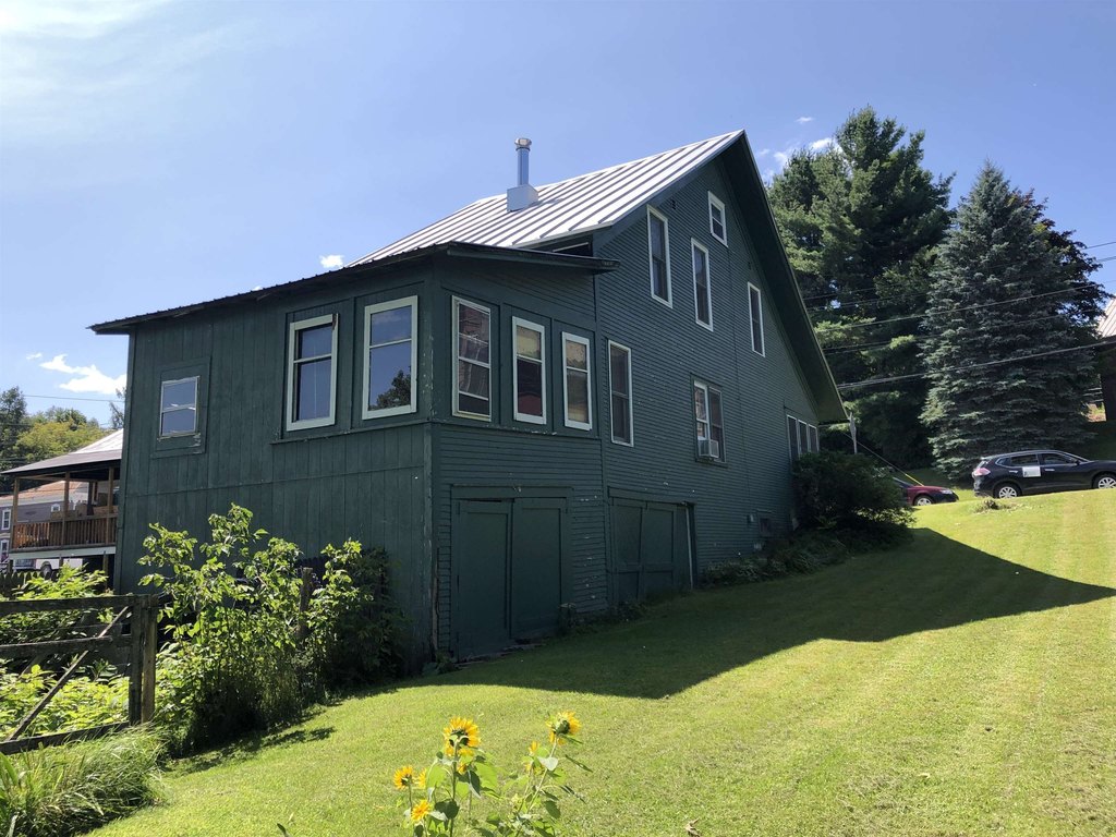 9-troy-st-richford-vt photo 4