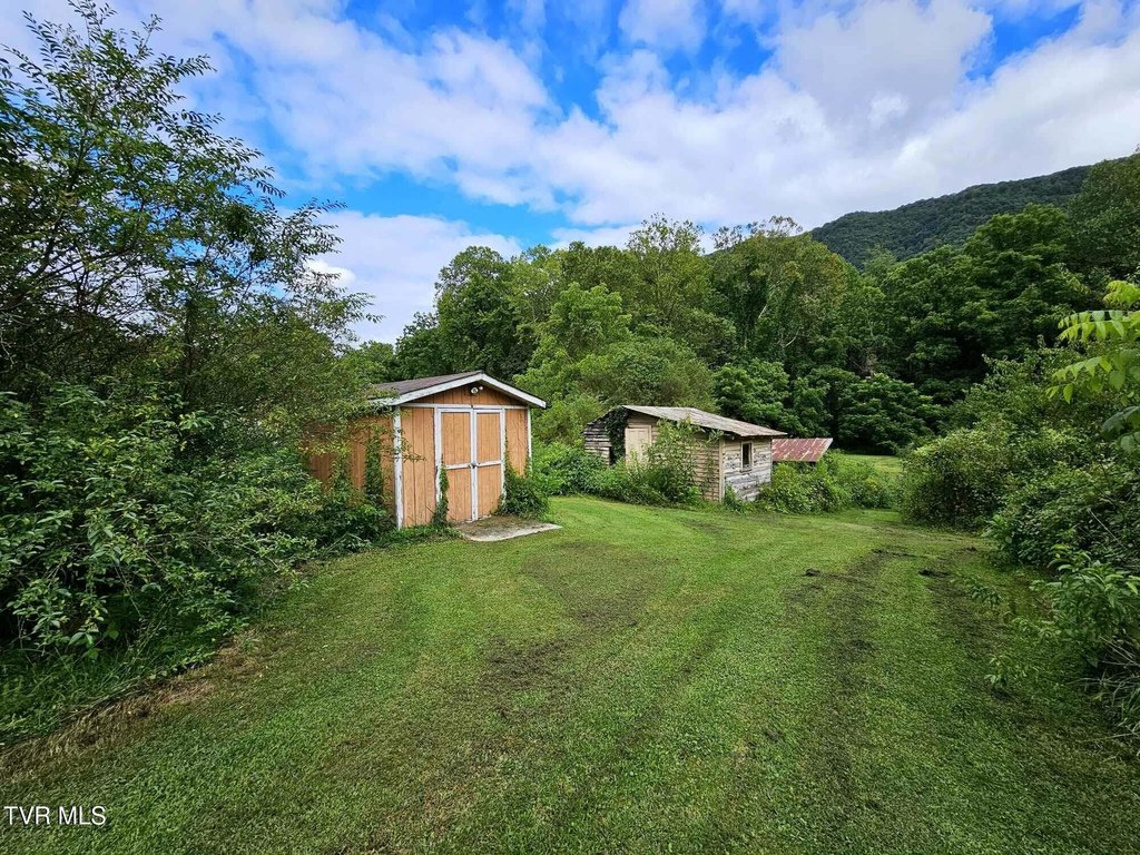 1206-irondale-rd-big-stone-gap-va photo 4