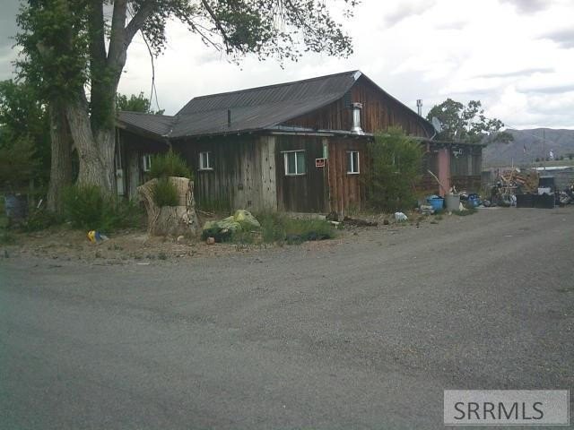 1950 Arco Fixer on 2.51 Acres with a 1,050 Sq Ft Shop — $142,000