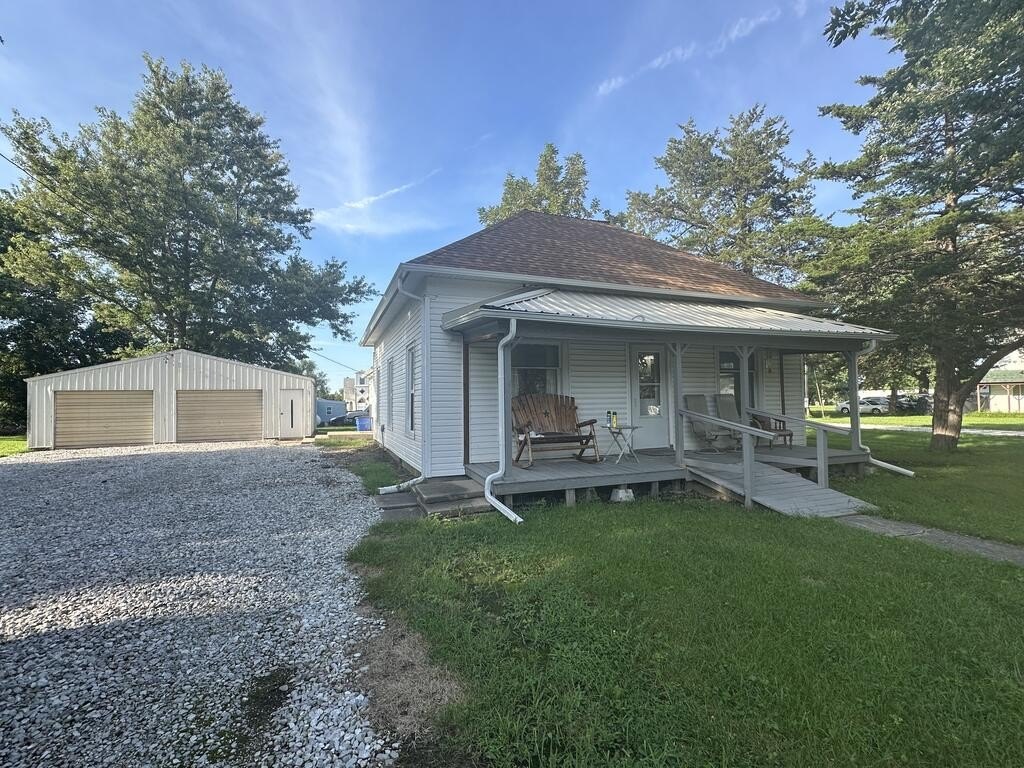 304-locust-st-glenwood-mo photo 3