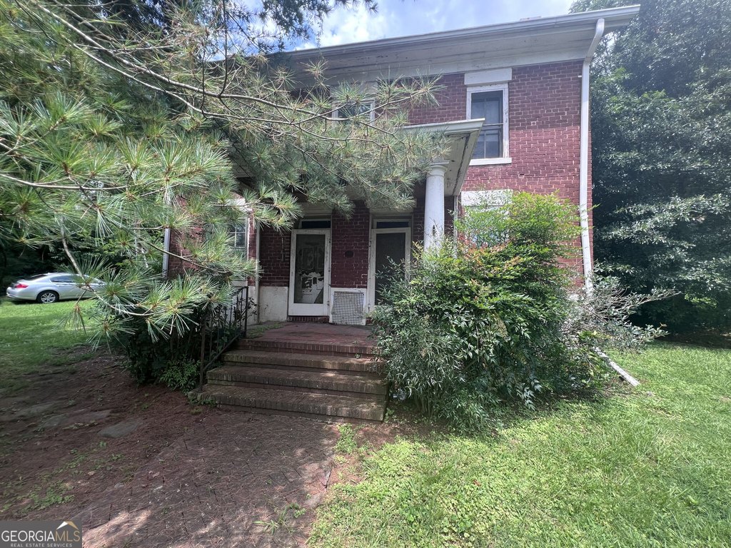 1842 Brick Structure in Summerville, 2,070 Sqft at $33 — $70,000