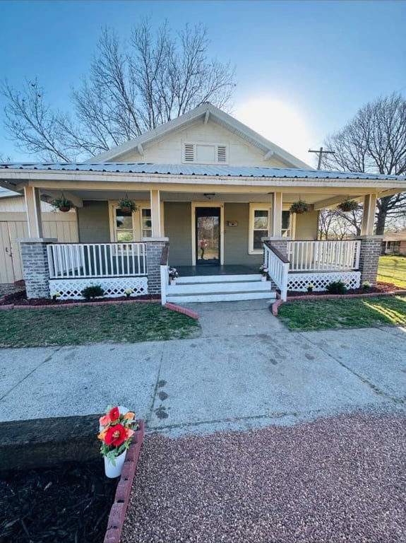 415-e-4th-st-holdenville-ok photo 3
