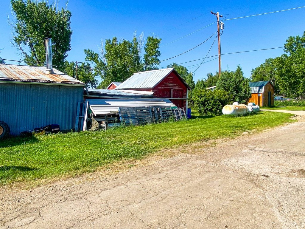 210-main-st-roy-mt photo 4