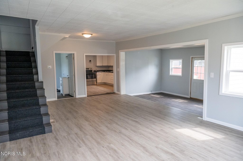 31-s-belmore-st-leipsic-oh photo 4