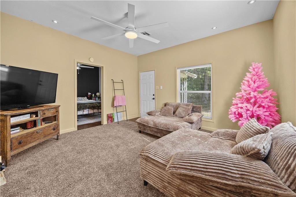 923-e-7th-st-cherryvale-ks photo 4