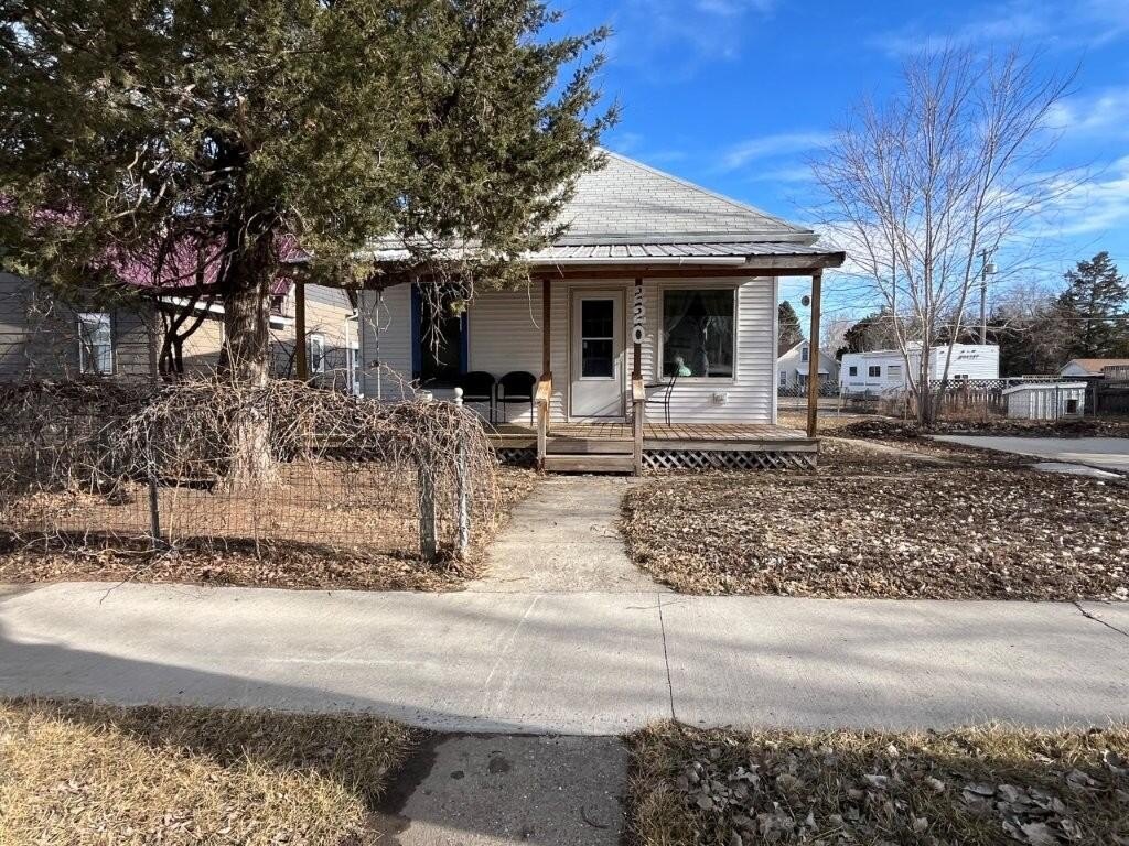 1925 Mobridge Home, 2,052 Sqft, New Electrical and Plumbing — $68,000