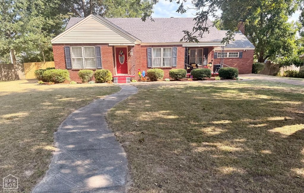 813-mclain-st-newport-ar photo 3
