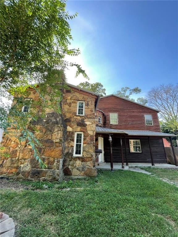 1920 Clinton Stone House, 3 Bed/3 Bath, Detached Garage — $85,500