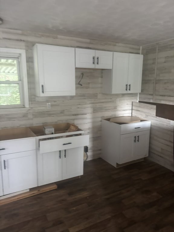 216-collins-st-sneedville-tn photo 4