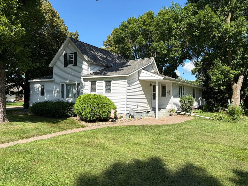 1900-Built Renville Corner Lot, Attached Two-Car Garage — $144,900