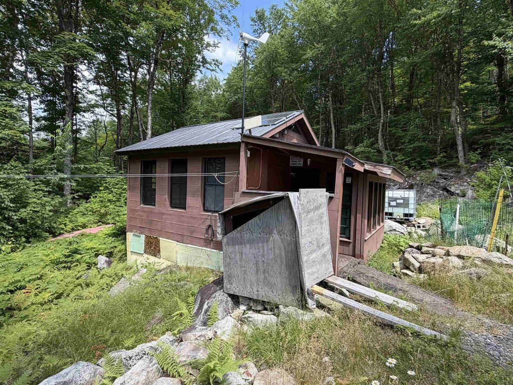 493-wheeler-mountain-rd-barton-vt photo 4