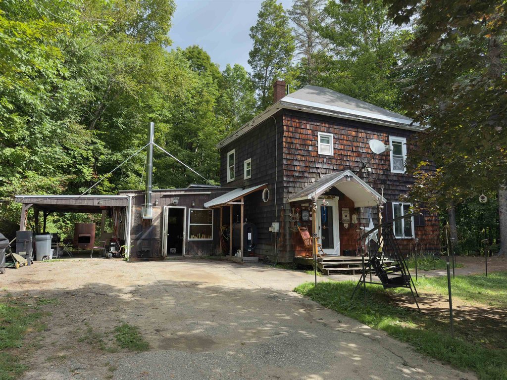 1900 Berlin Home with Parquet Floors and Half-Acre Lot — $137,000