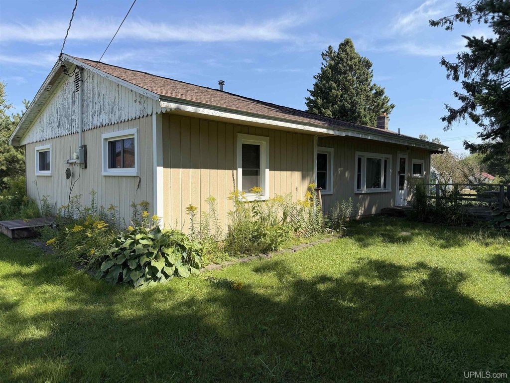 Dead-End Street, Double Lot, New Roof and Windows Already Done — $110,000
