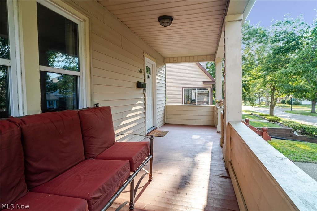 422-reed-ave-akron-oh photo 4