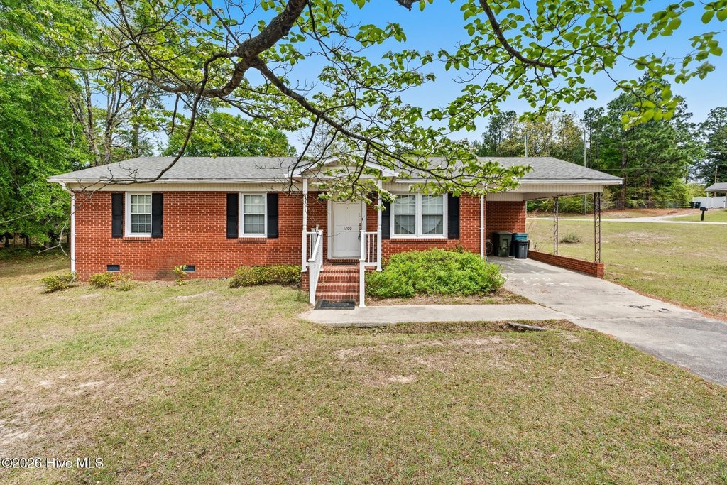 affordable house under 150K in Hamlet North Carolina