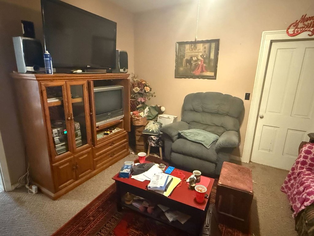 cheap housing under 150K Telford Tennessee