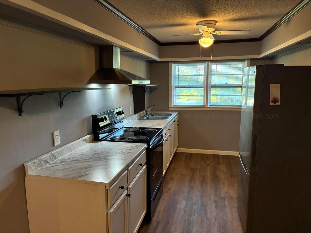 cheap housing under 150K Double Springs Alabama