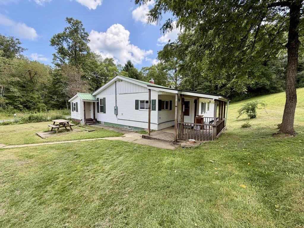 Oak Hill West Virginia housing under 150000