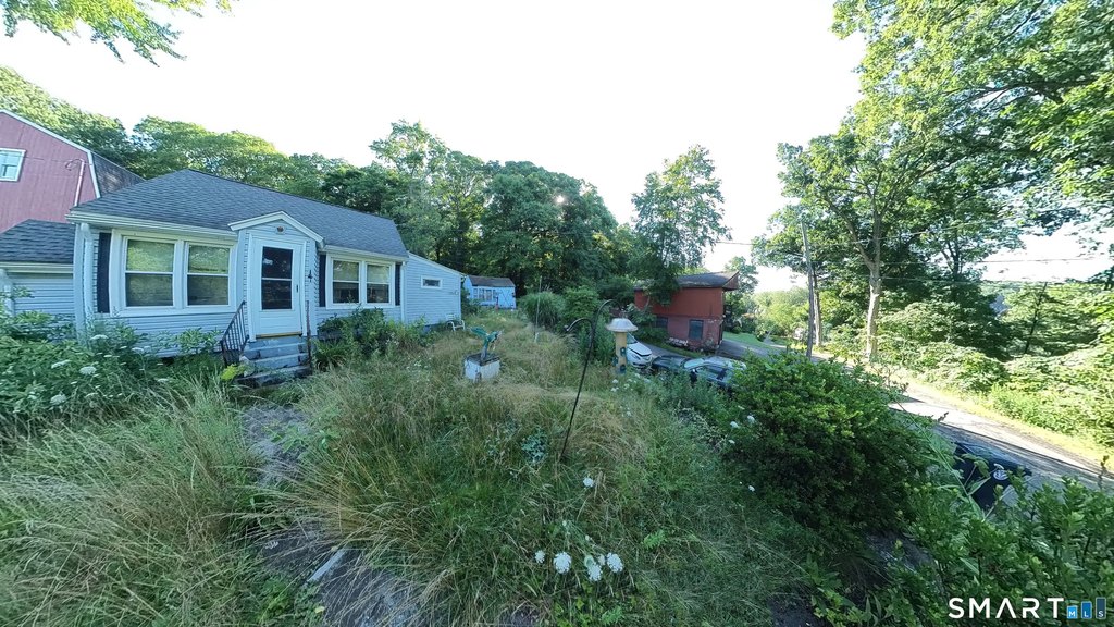 affordable house under 150K in Plymouth Connecticut
