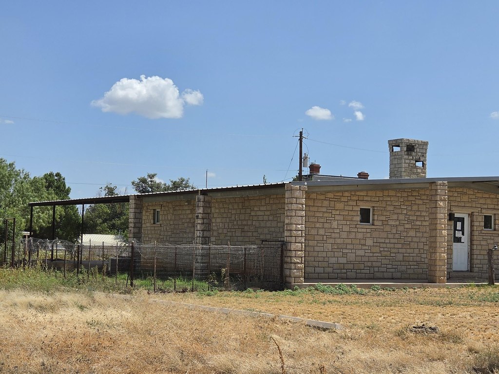 Ballinger Texas home under 150,000