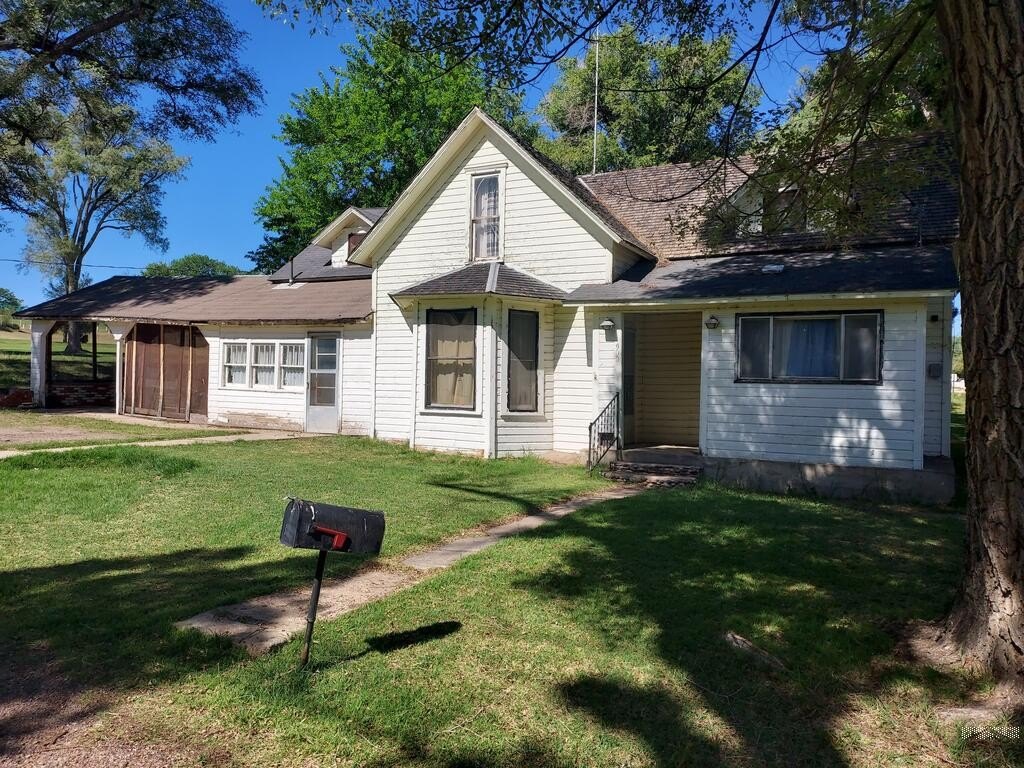 housing in Rocky Ford Colorado under 150000