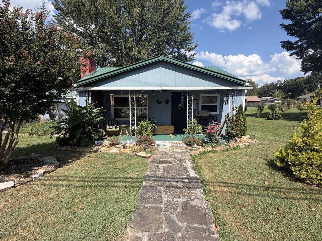 budget Whitwell Tennessee home under 150,000
