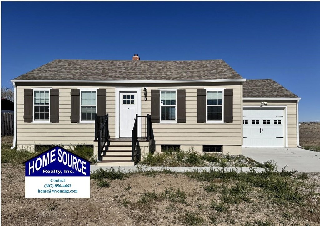 Riverton Wyoming housing under 150000