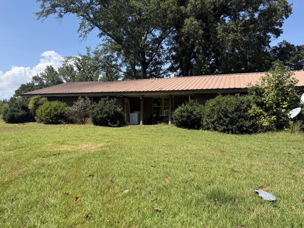 affordable house under 150K in Nettleton Mississippi