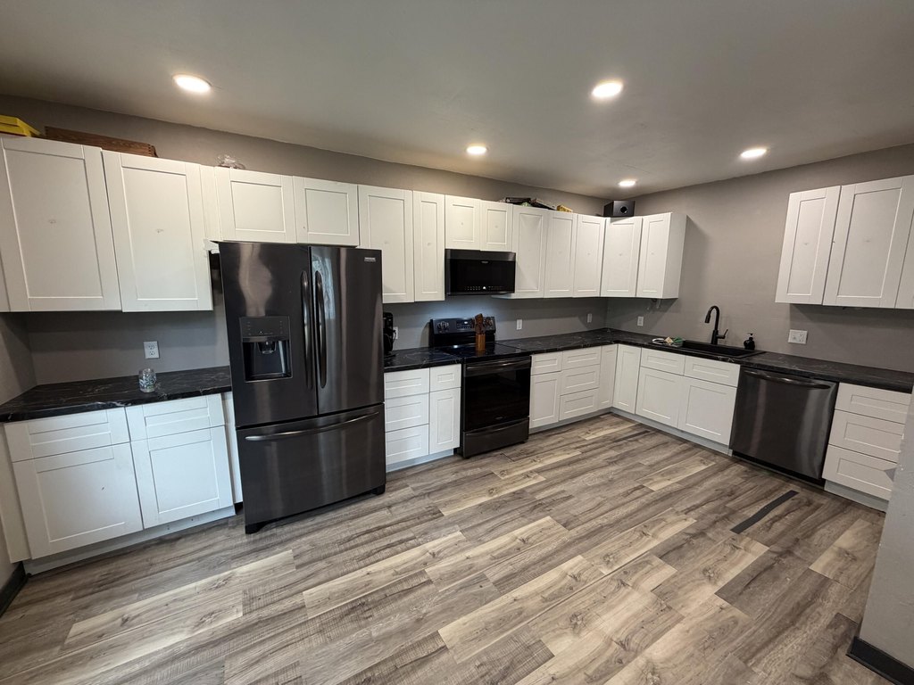 Woonsocket South Dakota under 150,000 home