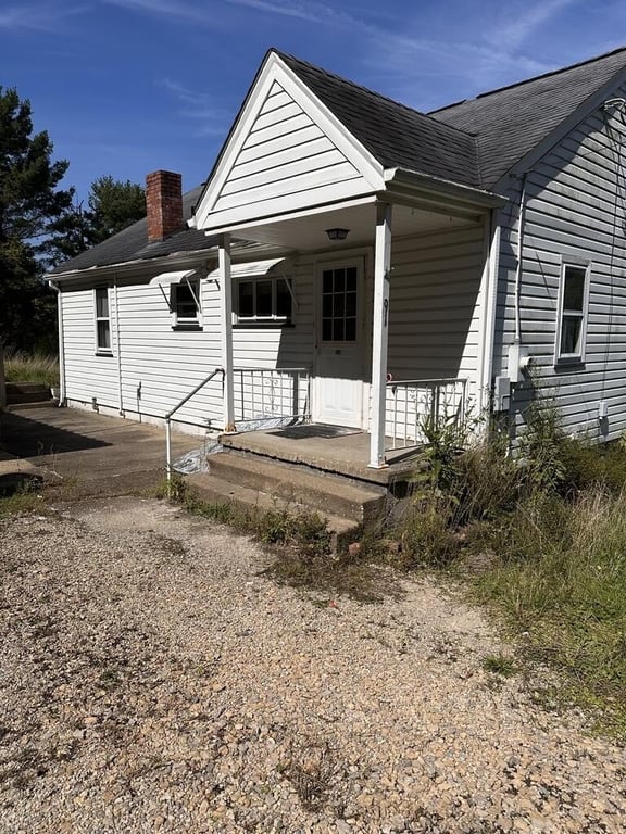 affordable house under 150K Triadelphia West Virginia