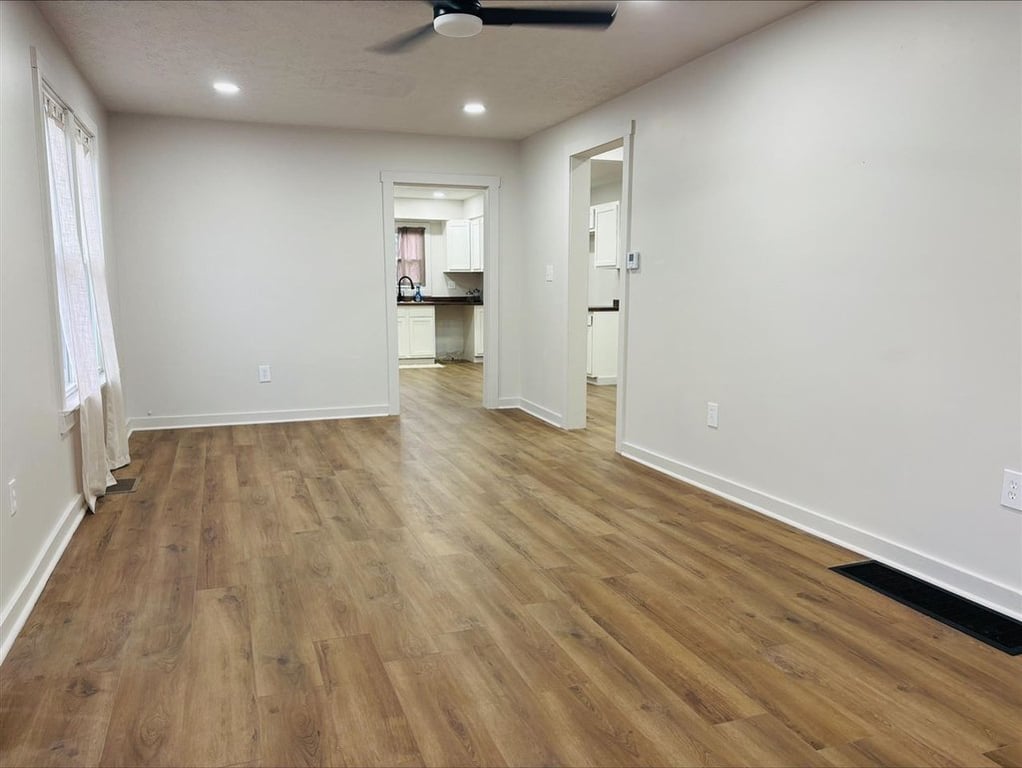 cheap housing under $150,000 Connersville Indiana