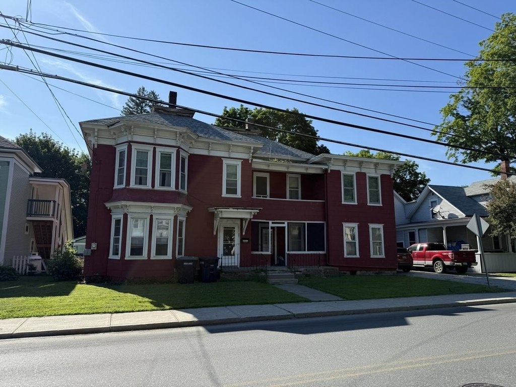 Barre Vermont housing under 150000