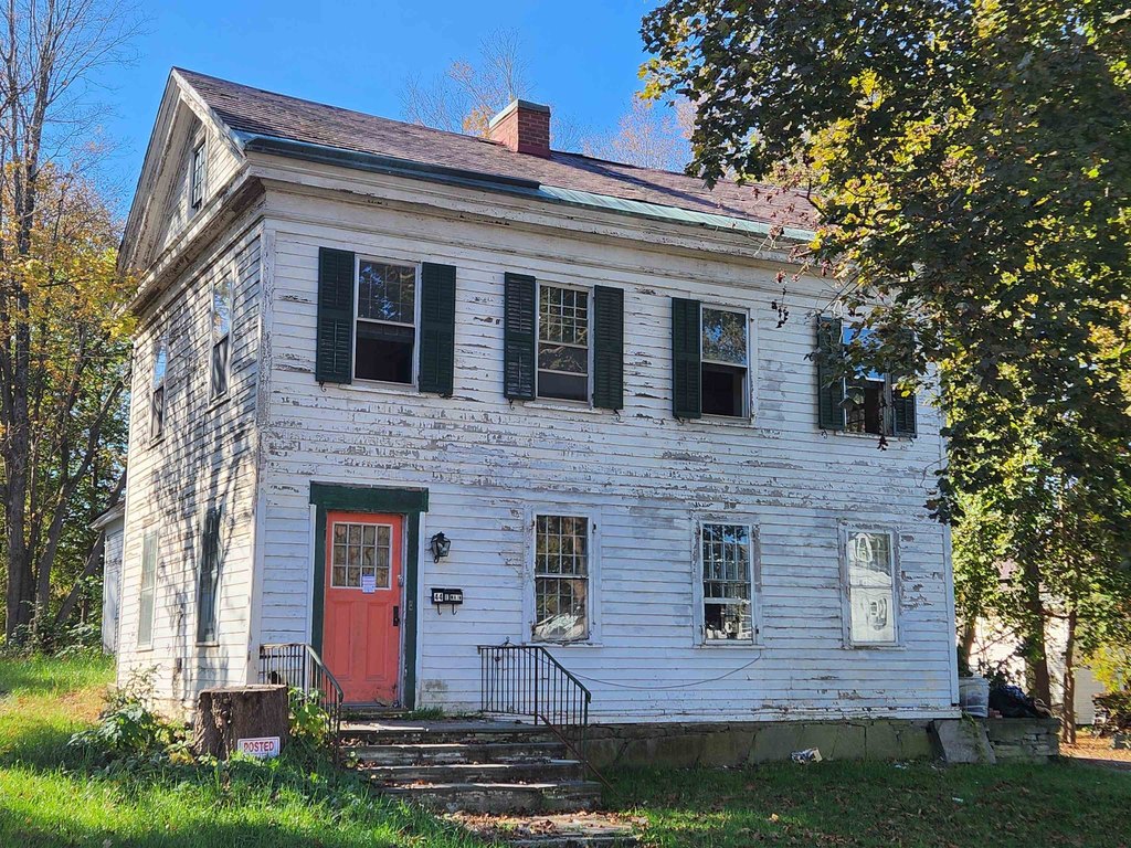 Vermont house under 150K Poultney