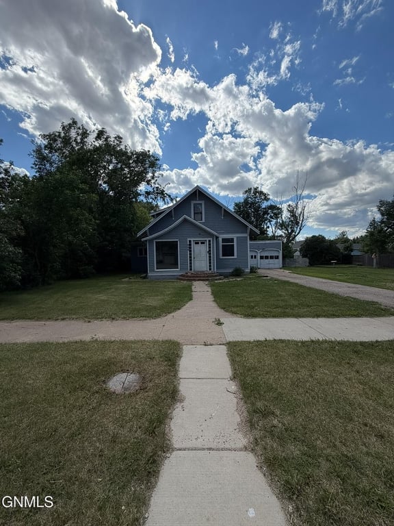 affordable house under 150K Crosby North Dakota