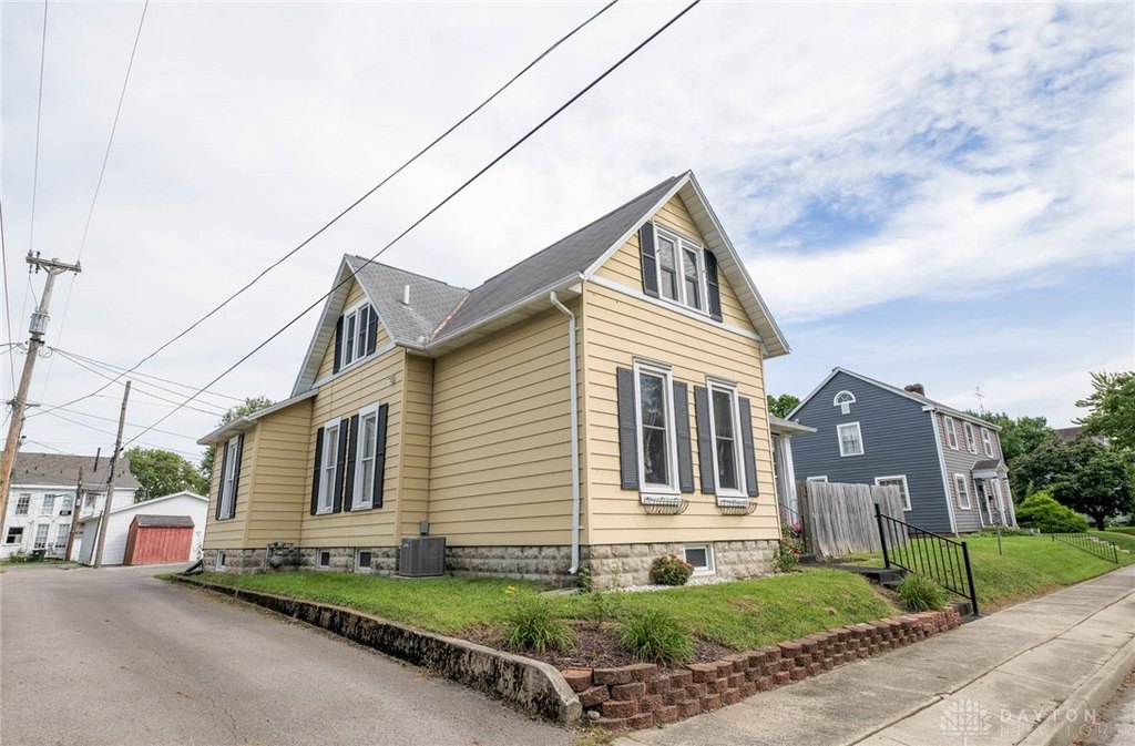 property under $150,000 in Piqua Ohio