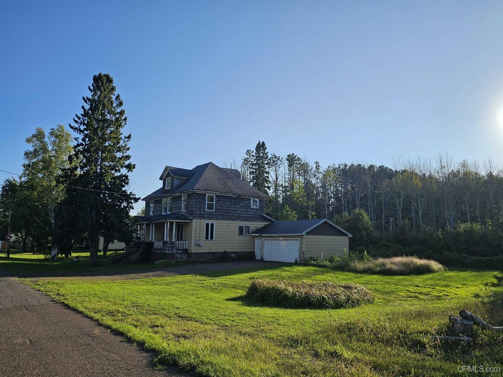 affordable house under 150K in South Range Michigan