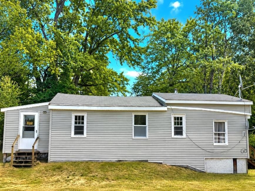 Errol New Hampshire housing under 150000