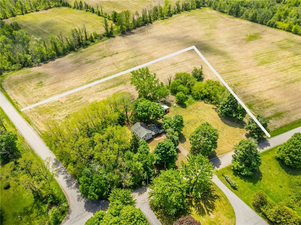 under 150K cheap property Holley New York