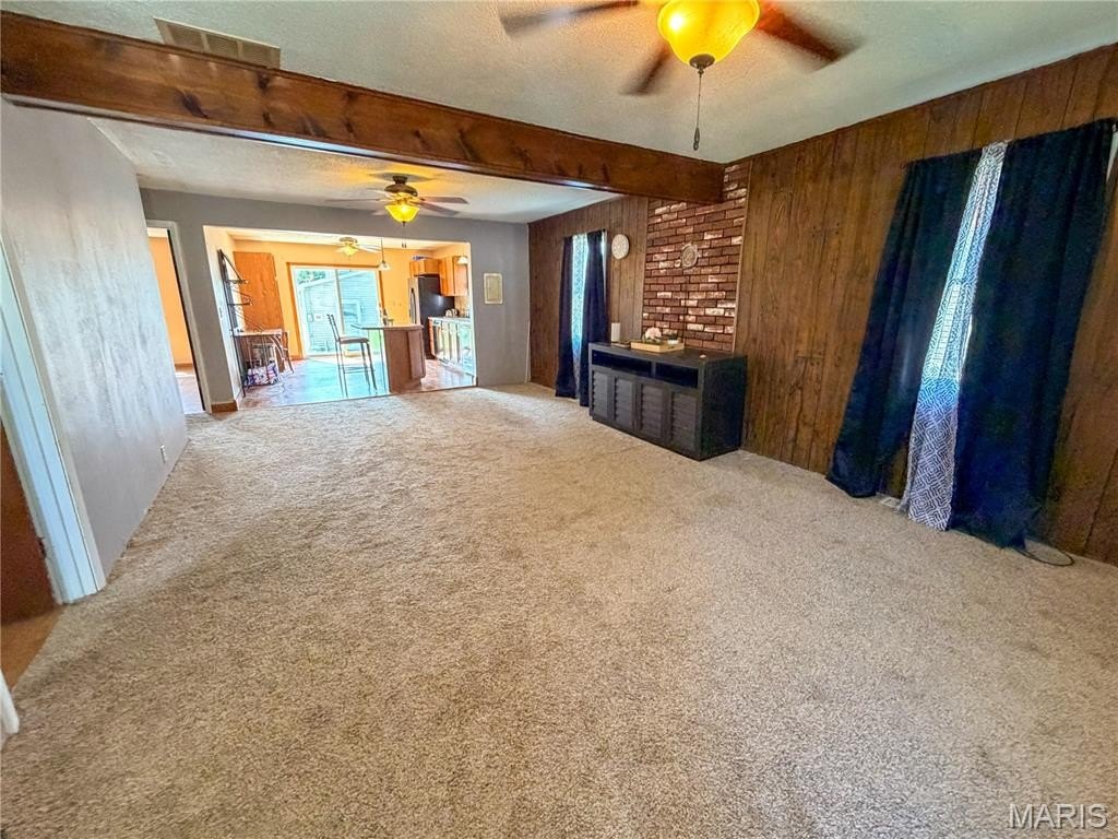 Hillsboro Illinois housing under 150,000