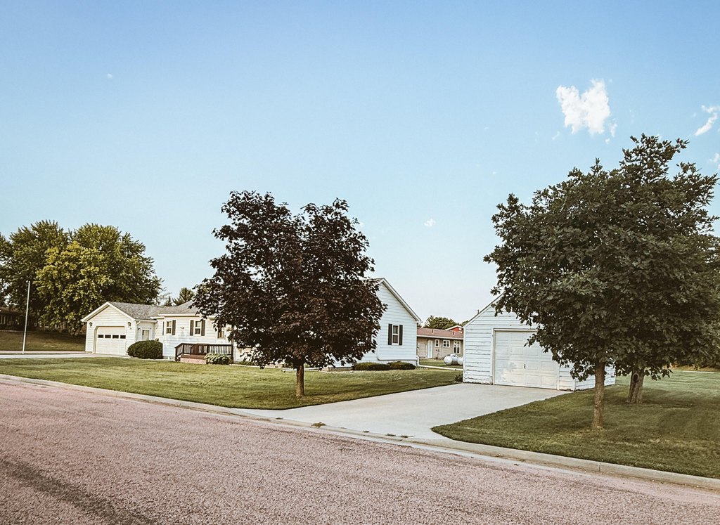 Corsica South Dakota housing under 150000