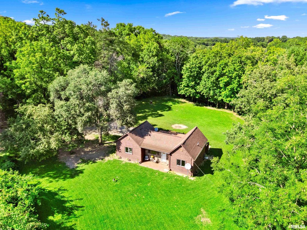 Illinois house under $150,000 Canton