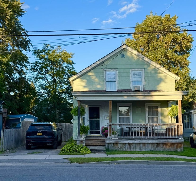 under 150000 housing Ogdensburg New York