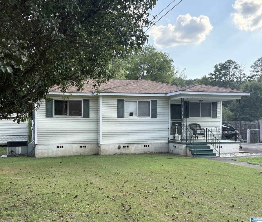 Bessemer Alabama under 150,000 home