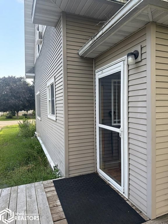 Iowa house under $150,000 Manly